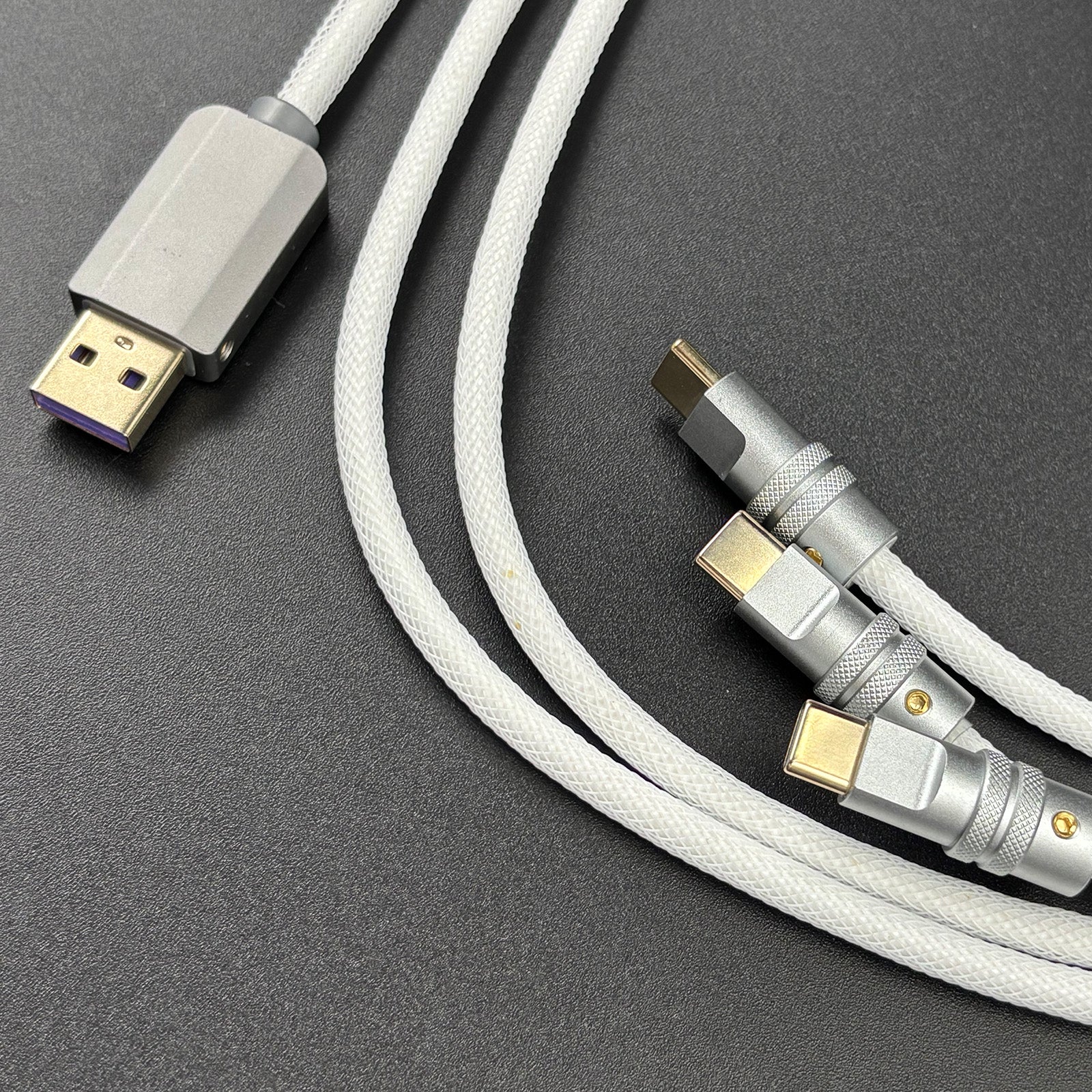 Rabbit × Frog Trident Link Cable