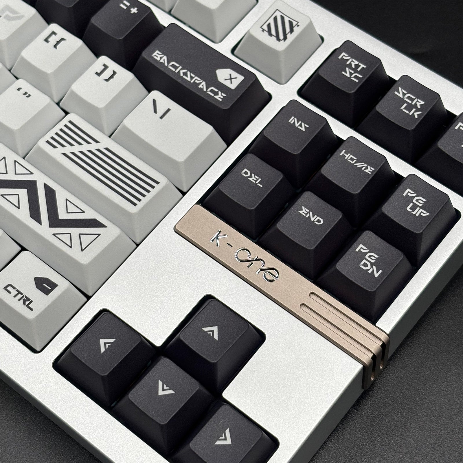 WEIKAV × MORKBLADE K-ONE シルバー ラピッドトリガーキーボード