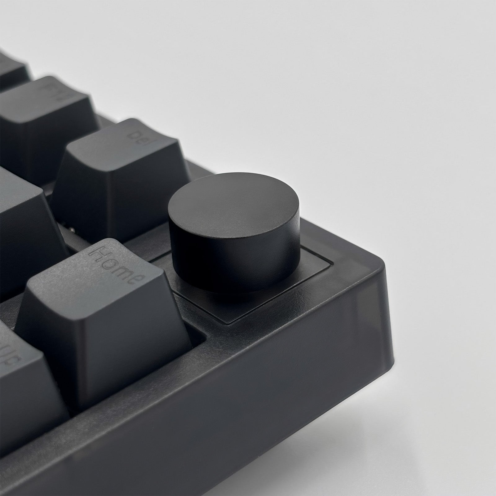 W75 V2 Analog Keyboard (Stealth Black)